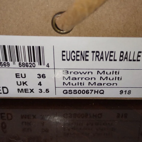 Kenneth Cole Leopard Print Flats - Picture 6 of 6